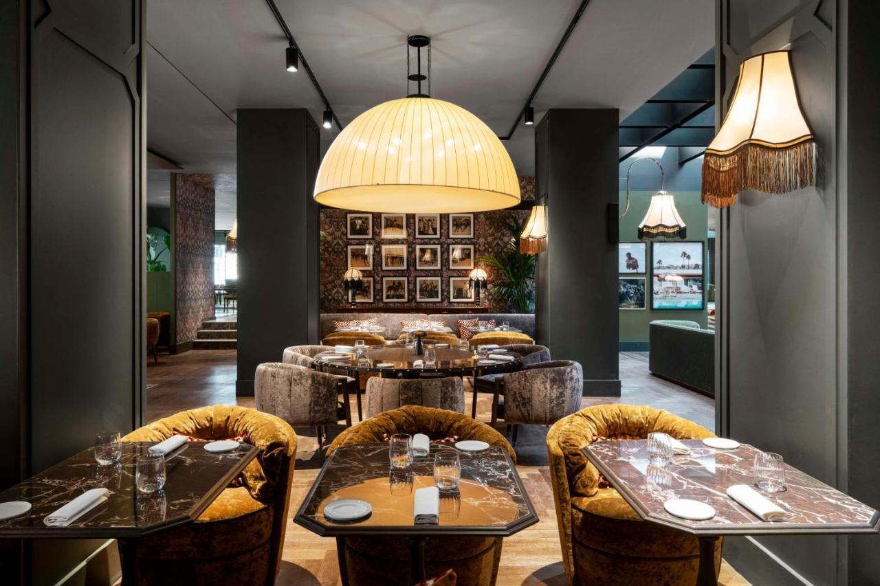 Radisson Collection Hotel, Santa Sofia Milan Exterior photo Restaurant in the hotel